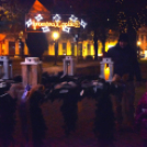 Gyönyörű karácsonyi fénybe borult a Szabadság tér