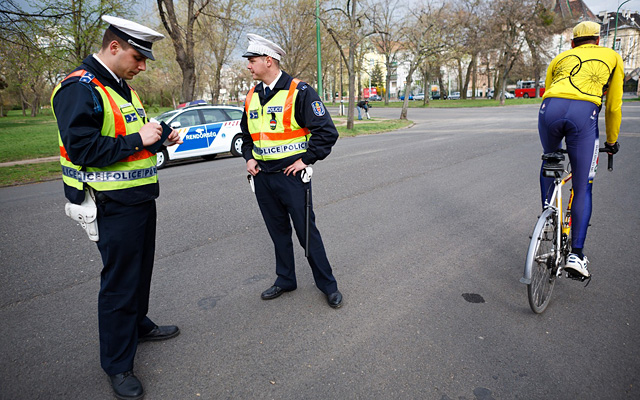 Biciklisek FIGYELEM! 