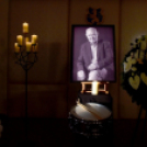 Búcsúzott a város Kármán Sándortól