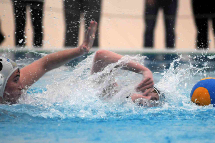 Győzelemmel kezdett az uszoda