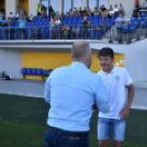 Első szezonbeli hazai meccs és éremosztás