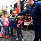 ,,Szirénázó járművek” az Eötvös téren