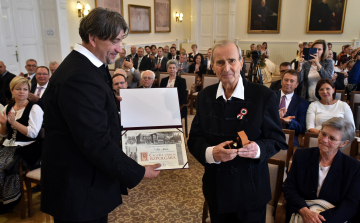 Cegléd Díszpolgára lett dr. Réti Mikós