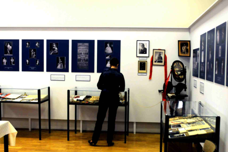 Szülinapi teadélután