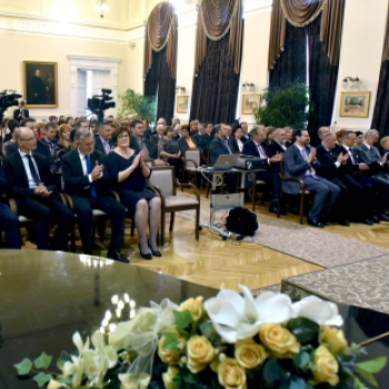 Ünnepi értekezlet a Ceglédi Kossuth Lajos Gimnázium tanárainak