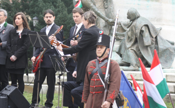 Ünnepi hétvége Cegléden