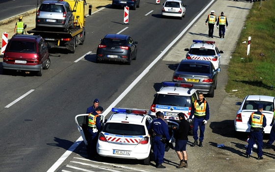 Figyeljünk mert figyelnek!