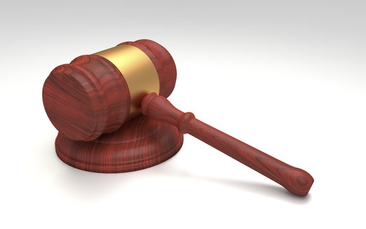 Összesen 158 évi börtönre ítéltek egy gyerekeket molesztáló orvost az Egyesült Államokban