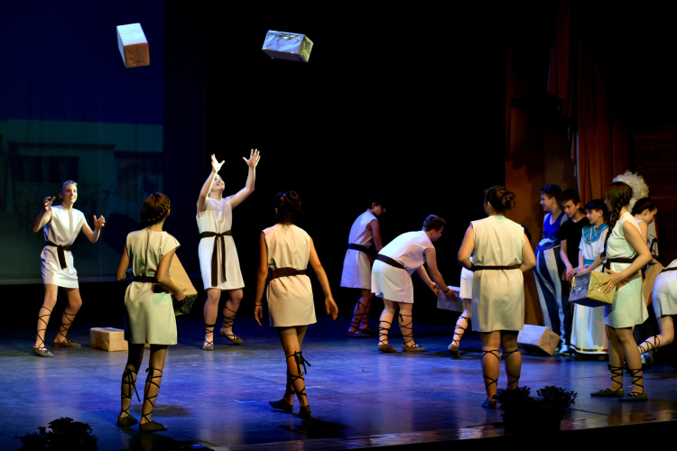 Felsős Táncsics Est