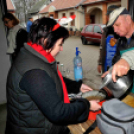 Csemői hagyományos hurkatöltő verseny