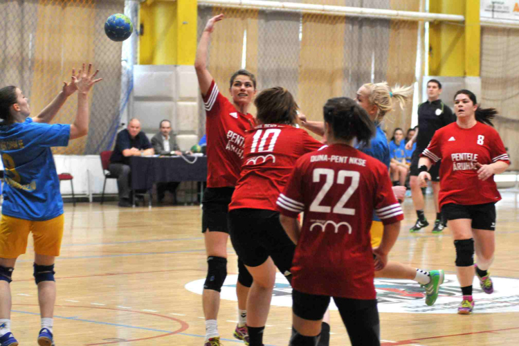 Ceglédi Kék Cápák – Duna-Pent 30 – 25