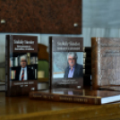 101 év elteltével sem vált történelemmé