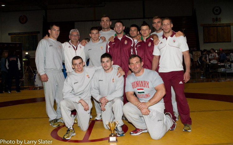 Lesöpörte a szőnyeget a Magyar csapat