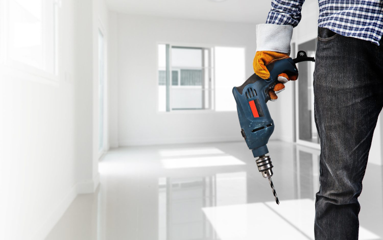 Egy fürdőszobai akasztó miatt ne verd szét a csempét!