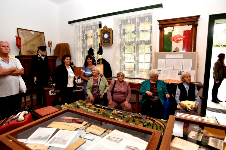 Vasúttörténeti kiállítás Cegléden