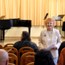 Kamarazenei versenyt rendeztek