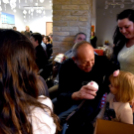 Ajándékok a gyermekotthonnak 