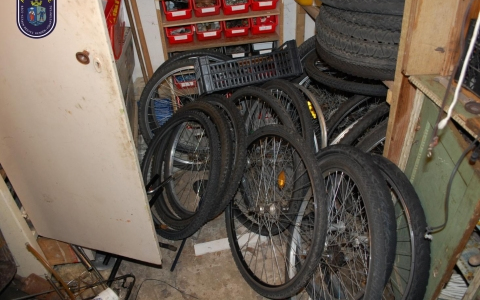 FIGYELEM! Lopott kerékpárok keresik gazdáikat!