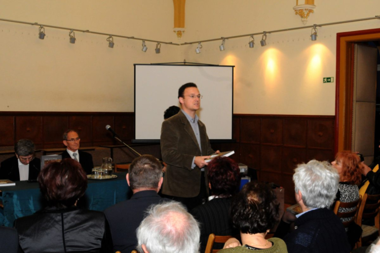 Téglába vésett történelem - könyvbemutató