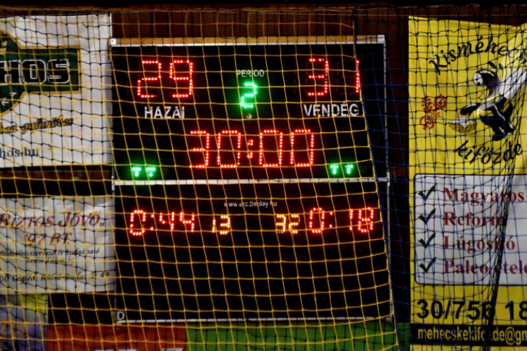 Ceglédi  Kék Cápák – Euronovex  USE