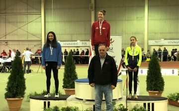 Ecseri Angéla magyar bajnoki bronzérmes 300 méteren 