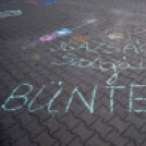 Demonstráció az éjszakai autóversenyzés ellen