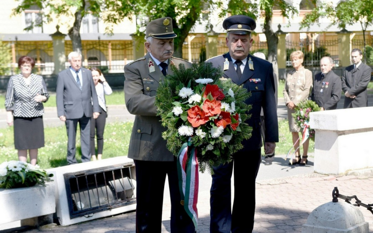 A hősökre emlékeztek