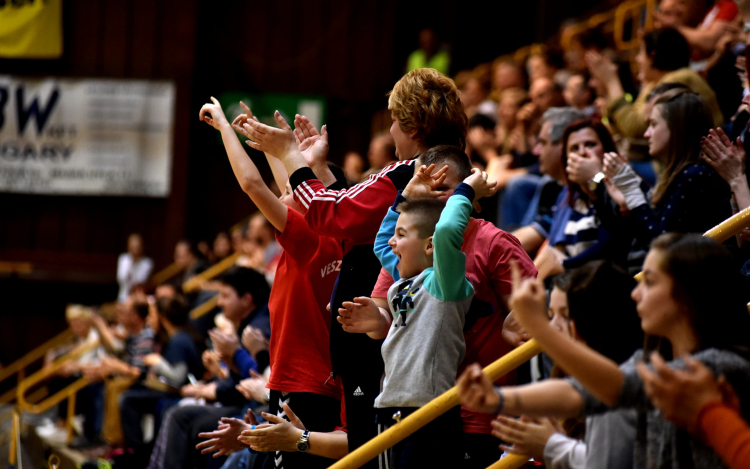 Nem hagyták unatkozni a szurkolókat