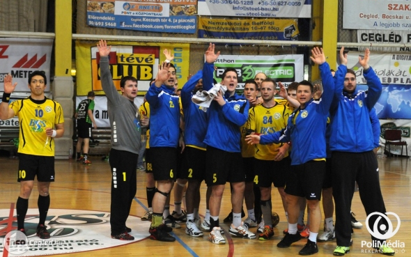 Kezdődik a RÁJÁTSZÁS!