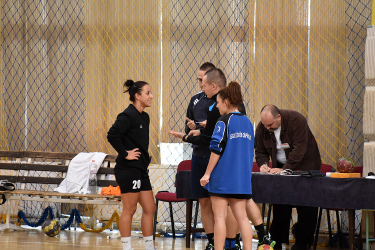 Ceglédi Kék Cápák - Vecsés Kombi Expressz 28 - 20 (16 - 9)