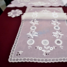 A höveji csipkevarrás élő hagyománya