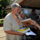 Színpompás bemutató