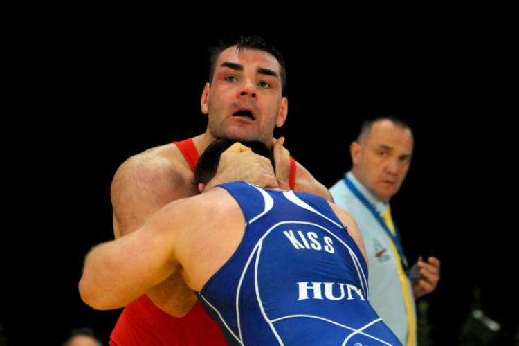 Felnőtt Kötöttfogású Magyar Bajnokság Cegléden