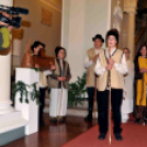 Betlehemezés a Városháza aulájában