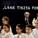 Népdaléneklési verseny Cegléden