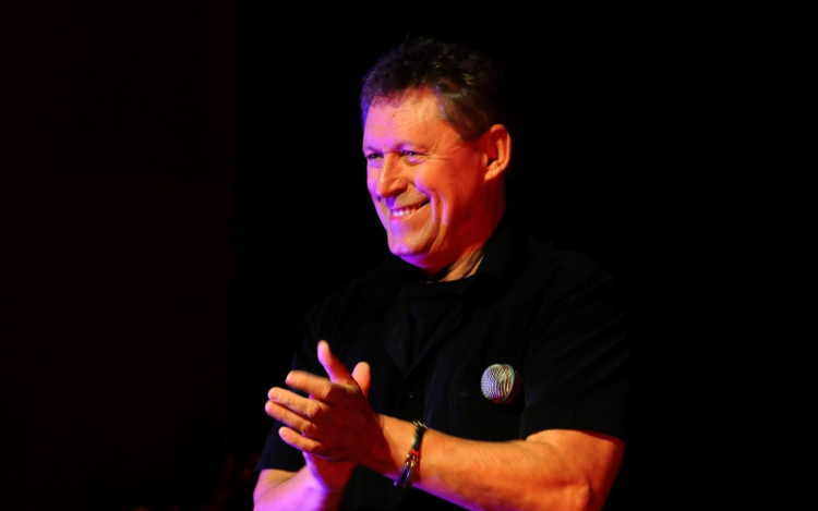 Mulatott a város nagyja