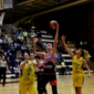 A Ceglédnek fekszik a komlói játék