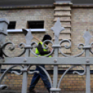 Strand-szerelik a beléptető rendszert