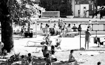 Városi Strandfürdő – Akkor és Most