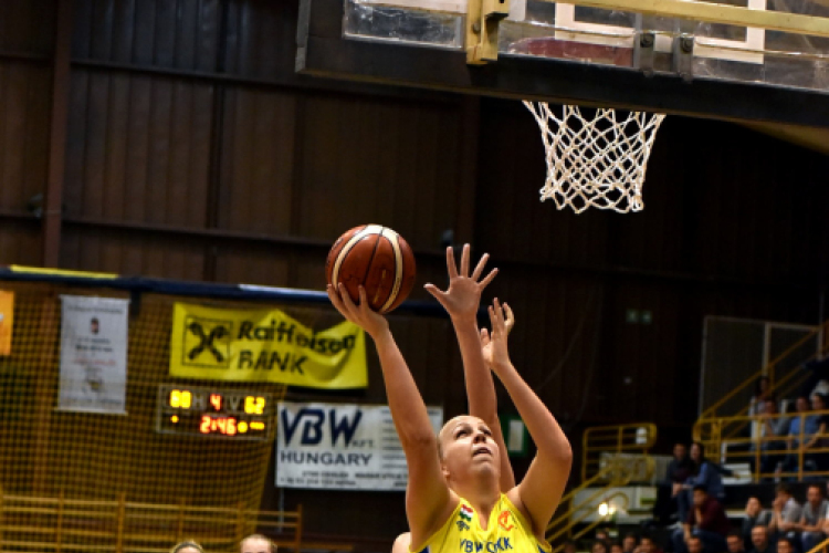 VBW CEKK CEGLÉD – PEAC Pécs  90 – 66