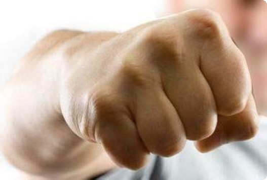 Kocsmai verekedés ügyében nyomoznak Cegléden