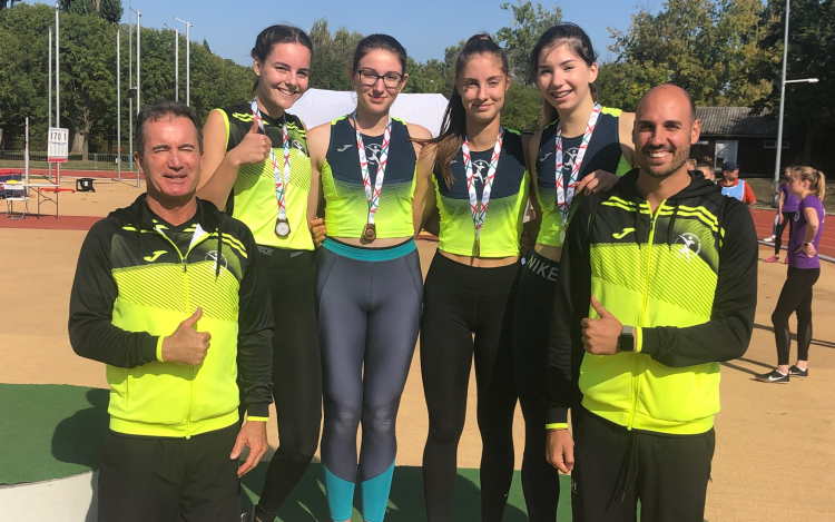 Juhász Anna Magyar Bajnoki bronzérmet szerzett 100 m gátfutásban a csapat OB-n!