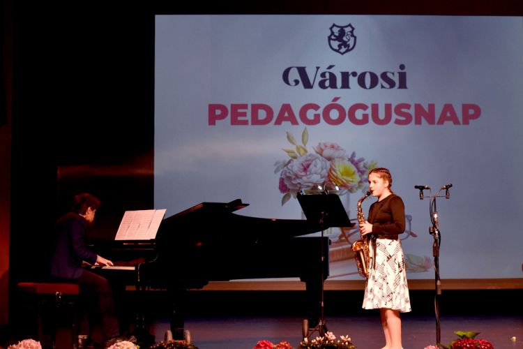 A pedagógusokat köszöntötték