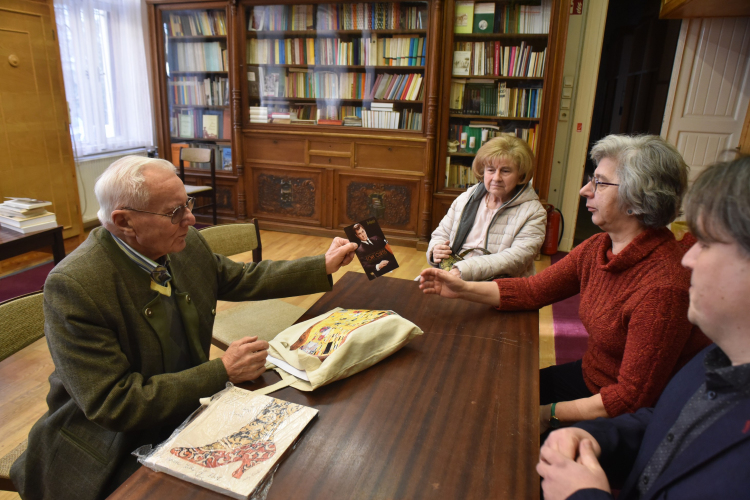 Különleges műtárggyal gyarapodott a Kossuth Múzeum gyűjteménye