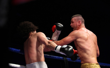 Kellett pár pofon a kubainak