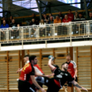 Csúcsrangadó a listavezető ellen