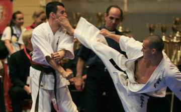 Küzdő sportok a Kossuth téren