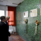 Táblát avattak Dr. Őze Béla emlékére