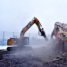 Malomtó széli lelátó bontása 