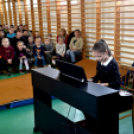 Hangszeres csalogató